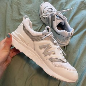 NWT White New Balance Tennis Shoes- WIDE
